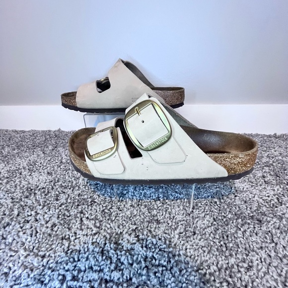 Birkenstock Shoes - Birkenstock Arizona Big Buckle Beige Leather Sandals Women’s 7–7.5 EU 38
